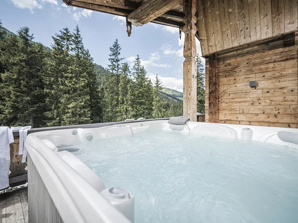 Whirlpool 3er Chalet