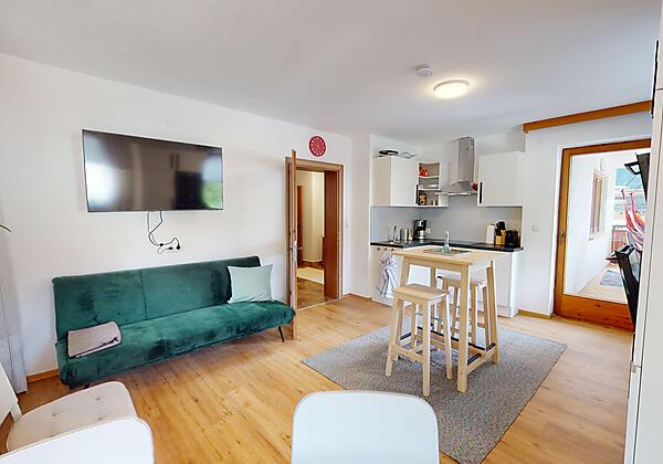 7b-Bahnhofstrae-04282023_071848