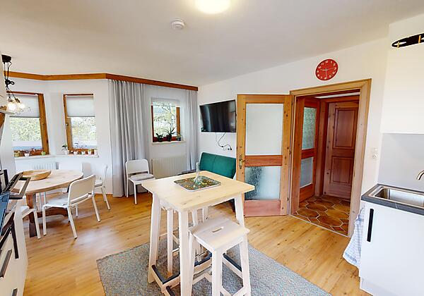 7b-Bahnhofstrae-04282023_071909