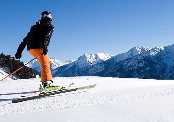 winter_skifahrer_3_06