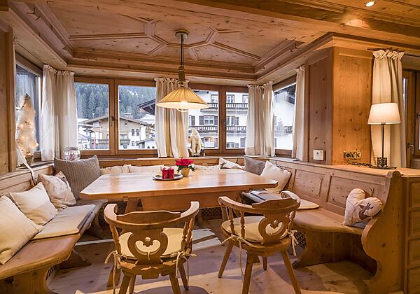 Appartement_Weinfurter_Luise_Dorf_39_Ellmau_Wohnzi