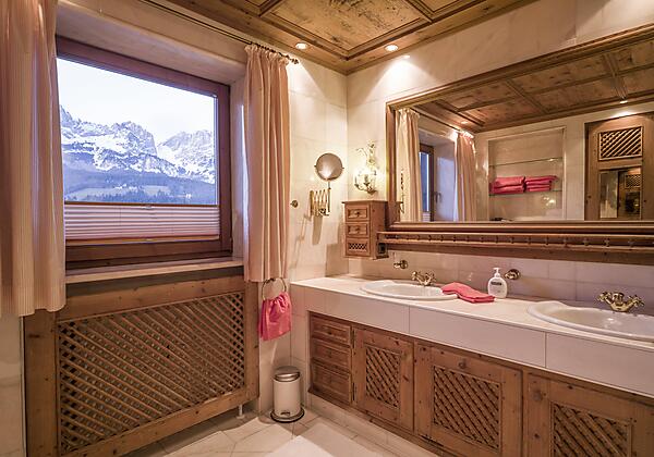 Appartement_Weinfurter_Luise_Dorf_39_Ellmau_Badezi