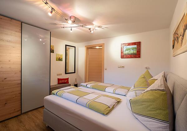 Appartement_Mayr_Auwald_38_Ellmau_Schlafzimmer