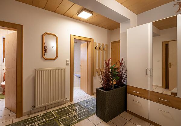 Appartmant_Payr_Kapellenweg_18_Going_Vorraum_Garde