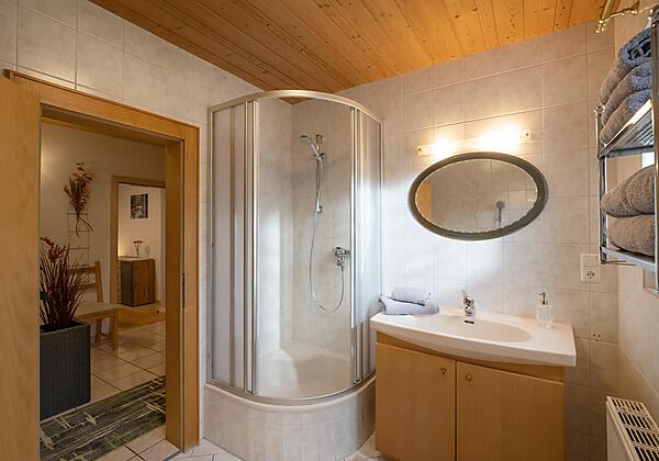 Appartmant_Payr_Kapellenweg_18_Going_Badezimmer_1_