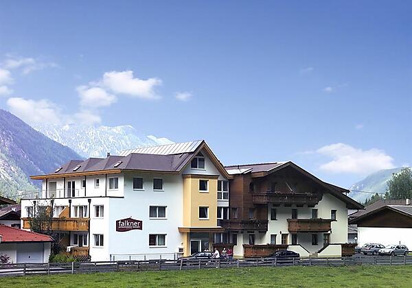 Falkner Appartement Resort, Längenfeld