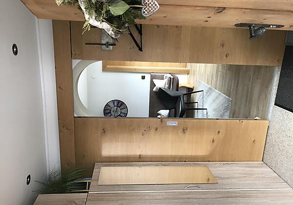 C0E11B31-8637-4C92-9EE1-06942FA0A8E5