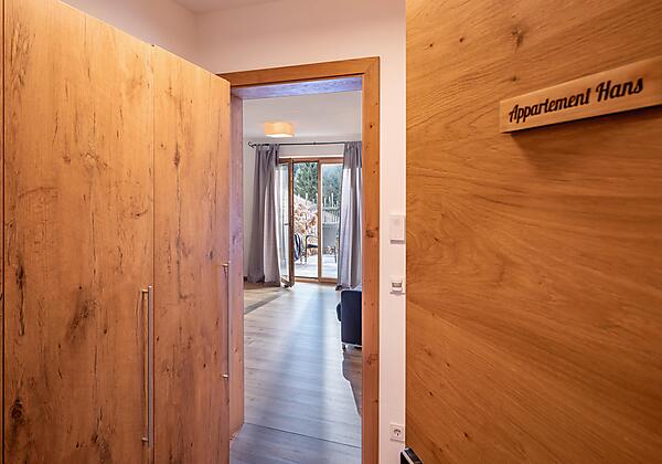 Apartment_Viktoria_Blaikenweg_34_Going_App_Hans_Vo