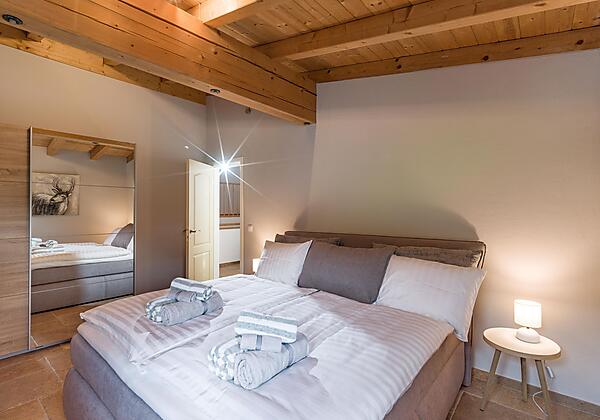 App. Zirbe Schlafzimmer_1
