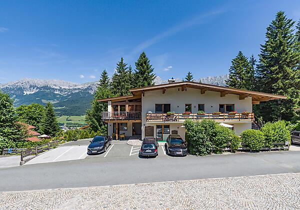 Haus Bambi Aussenansicht_1