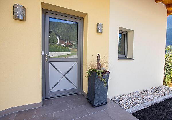 Eingang Helene 2 neu