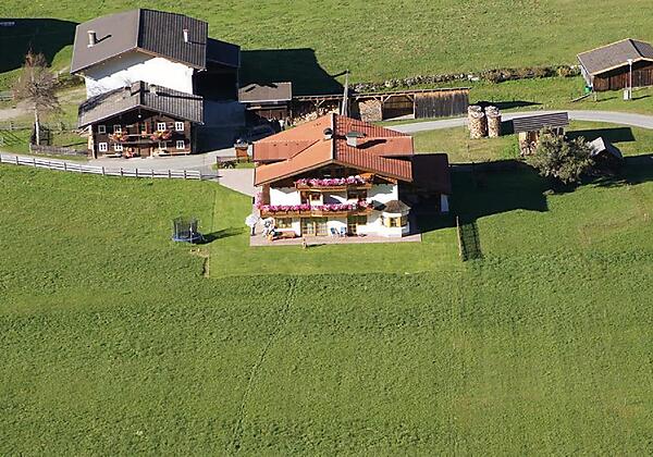 blick_auf_haus_und_hof