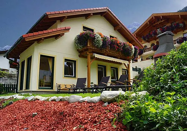 Blick auf das Chalet Olympia