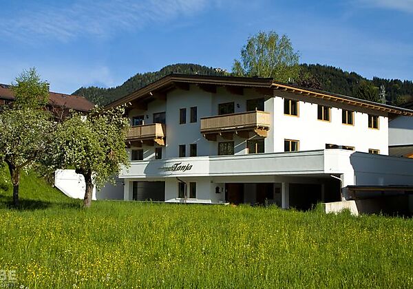 Appartementhaus_Tanja_Au_26b_Ellmau_12_2024_Haus_a