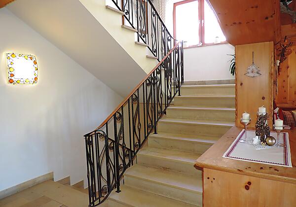 Aufgang Appartements ZIRMHOF