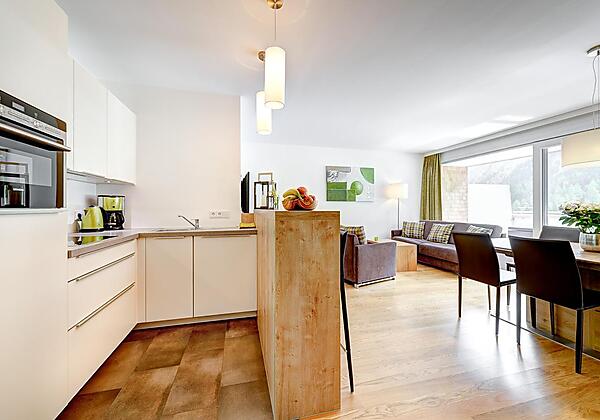 Bergzauber Küche und Wohn-/Essbereich