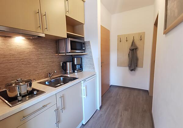 Vorraum mit Kochnische