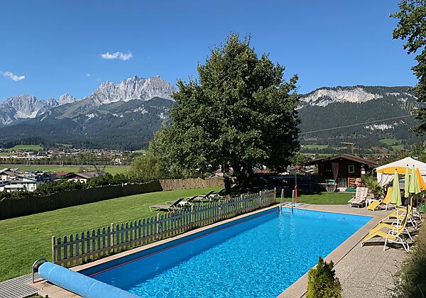Apartment Kaiserblick St.Johann Tirol Pool