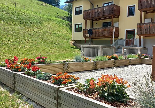 Sommer Wald Residence