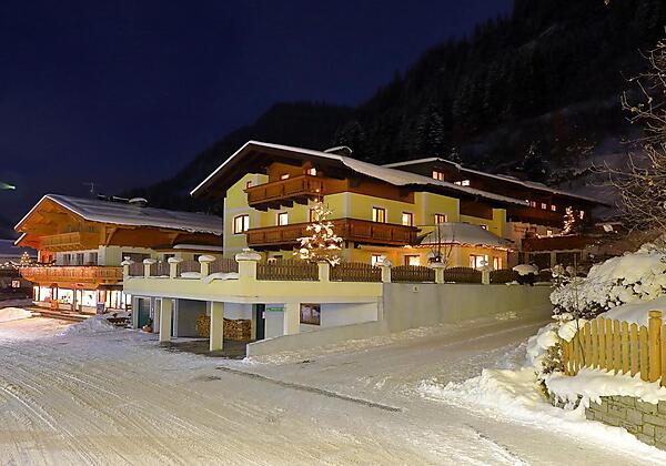 Nachtaufnahme Haus Winter