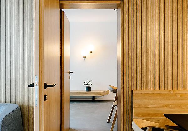 Apart-Suite Villa Rosa_Durchgang_02