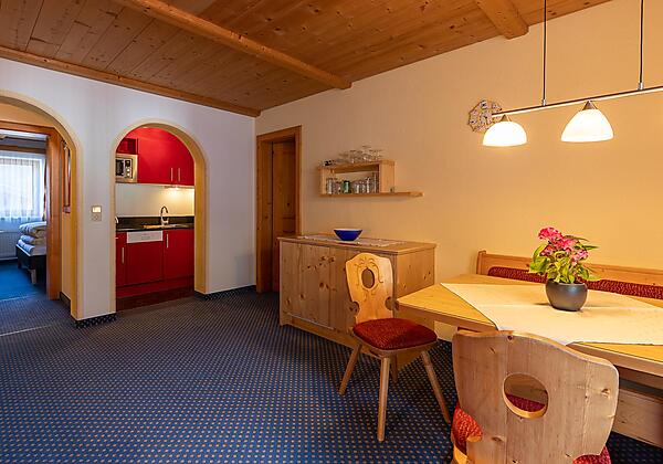 gemütliche Essecke Appartement für 2-5 Personen