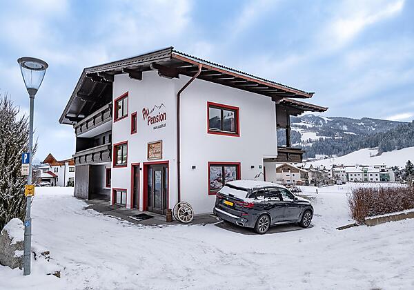 Au_Pension_Pirchmoos_69_Soell_Haus_aussen