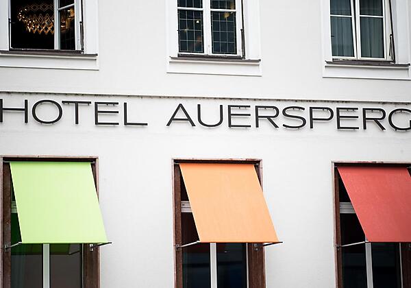 8. Fassade-Foto - Norbert Kopf