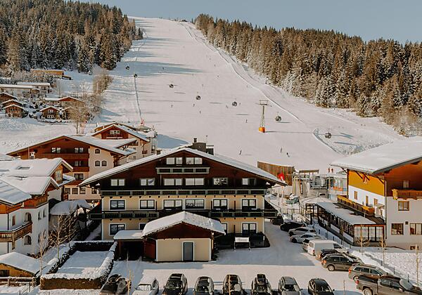 Hotel Die Bergquelle Skiurlaub direkt an der Piste