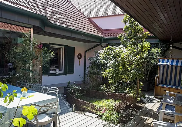 B³ Barbara's Bed & Breakfast