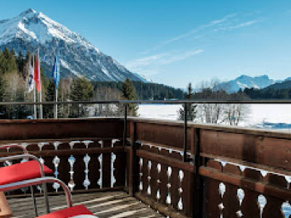 WinterseeblickFotovomZimmerjpg.jpg