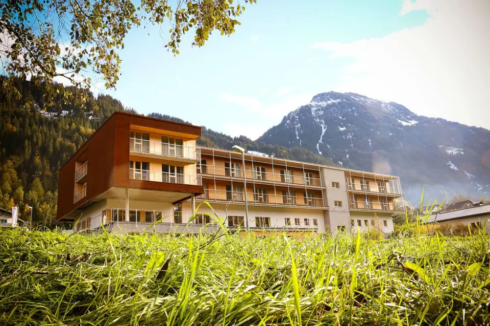 28180_BASEmontafon_AG