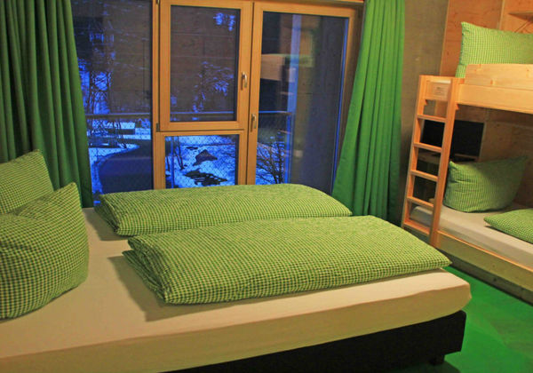 28180_BASEmontafon_SH