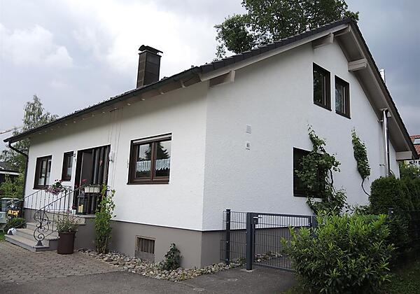 Bei Mechlers außen rechte Ecke