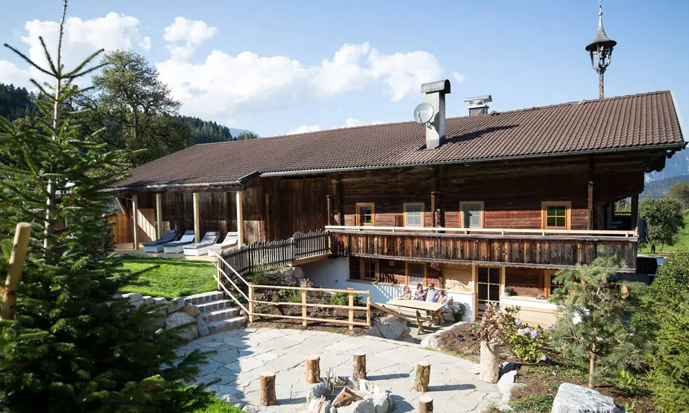 Blick auf das Bergchalet Rauchenhof in Reith