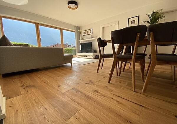 Bergduft - Wohnzimmer Esstisch