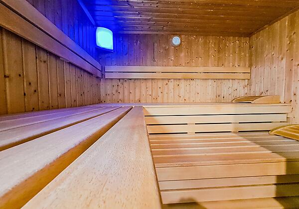 berghotel-sonnenklause-hotel-mit-schwimmbad-wellne