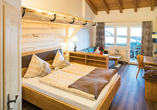 Berghotel Sonnenklause - Panoramazimmer Illertal