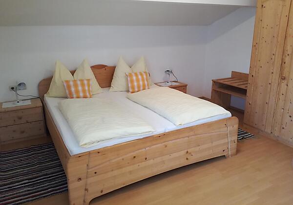 Schlafzimmer 1 Enzian