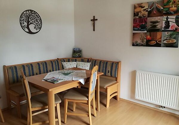 Schlafzimmer 1 Enzian