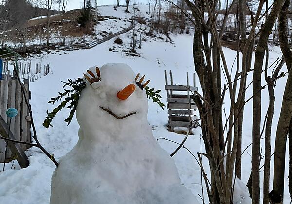 ECEB5879-9375-4515-A271-B6D93DC21D62