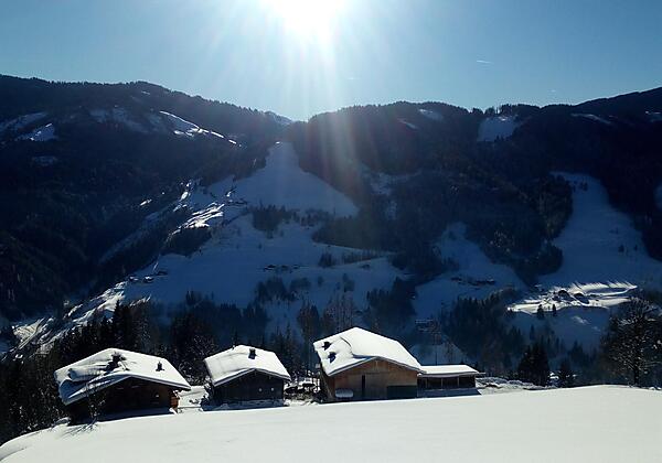 Das Brandgut glitzert in der Wintersonne