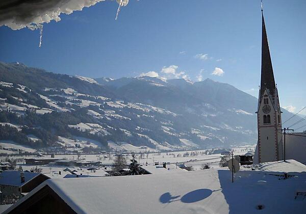 Brixnerhof Ausblick Kirche