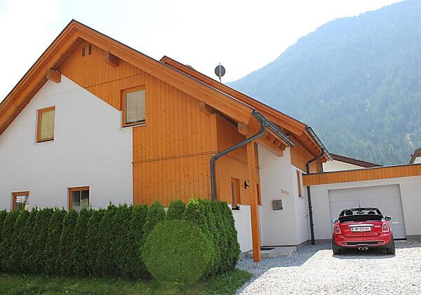 Hausansicht Sommer_1