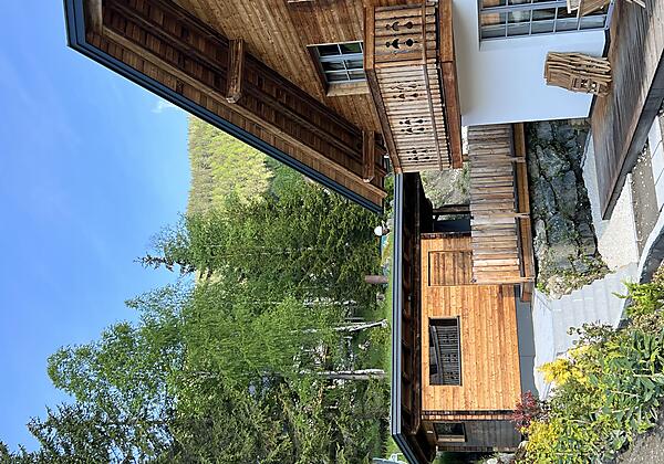 Saunahaus und Whirlpool