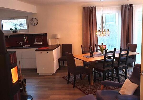 Essbereich - Kamin - Küche