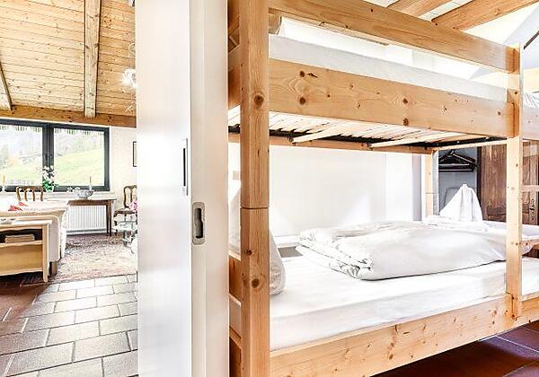 Chalet_Fellner_BY_MATTHIAS_RHOMBERG_004-900x450