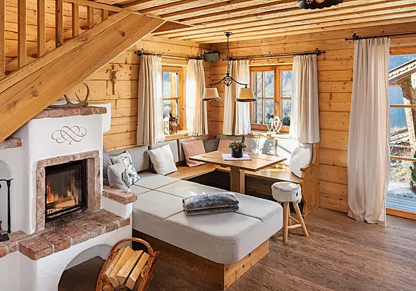 Kuschel-Chalet für 2 Personen mit Sauna & Outdoor-Whirlpool im Chaletdorf BERGHERZ in Österreich