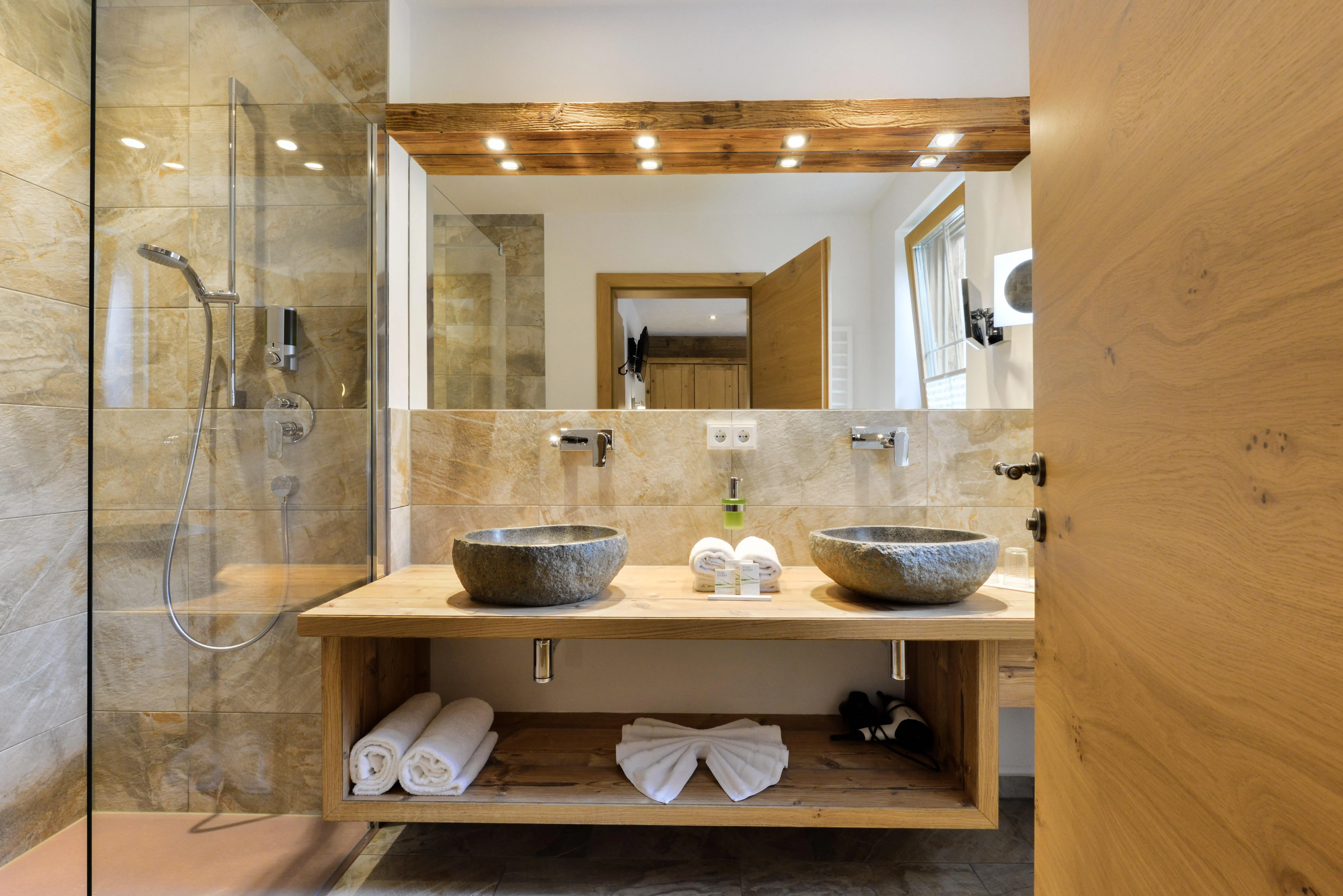 Edelweiß Suite Badezimmer