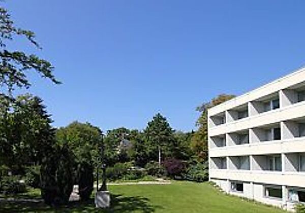 College Garden Hotel